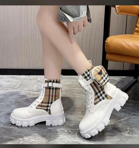 Bottes blanches tendance