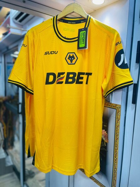 Maillot de football jaune