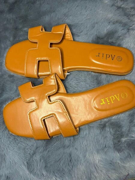 Sandales en cuir femme élégantes