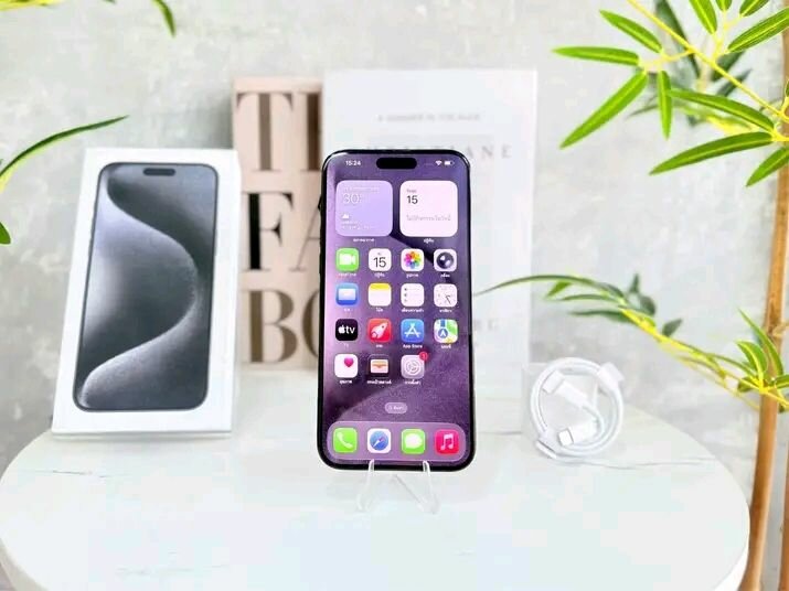 iPhone 15 Pro Noir