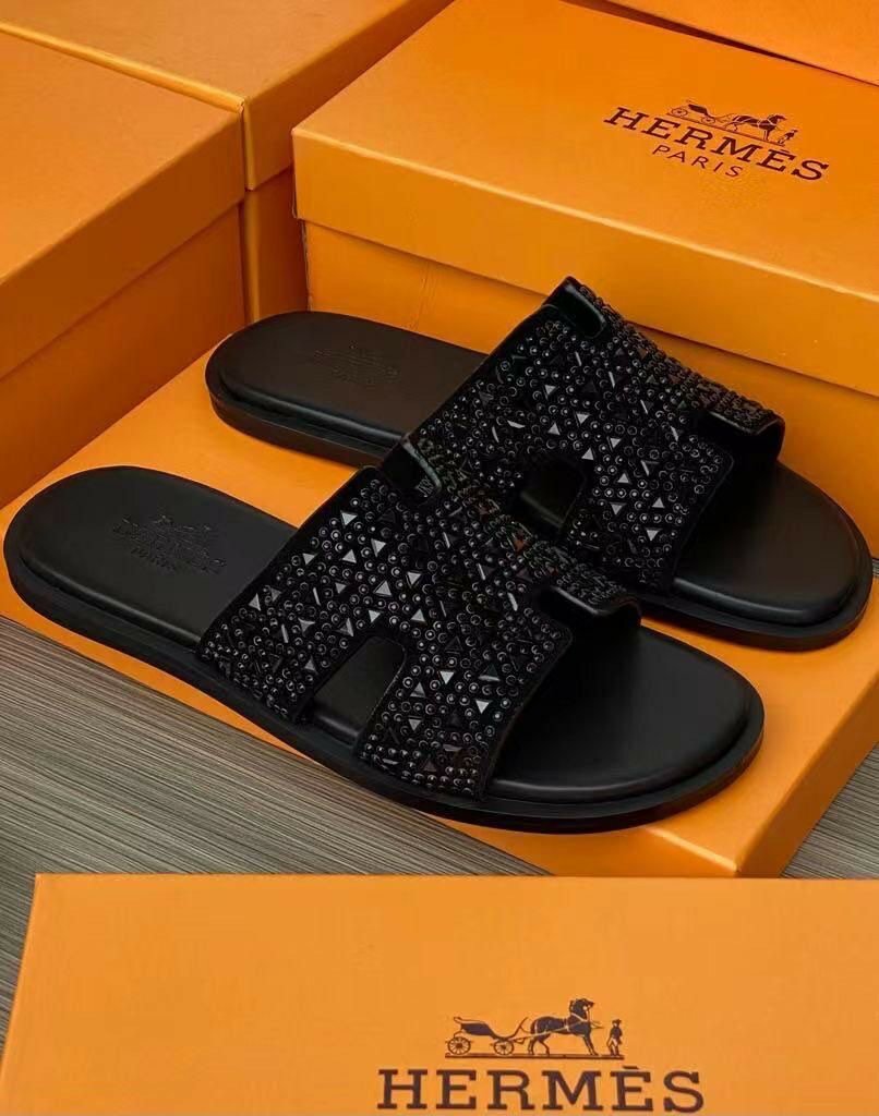 HEMMES SLIPPERS