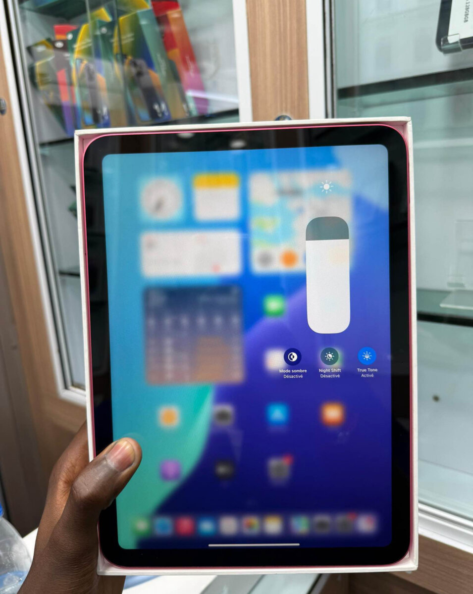 iPad Rose avec écran Retina