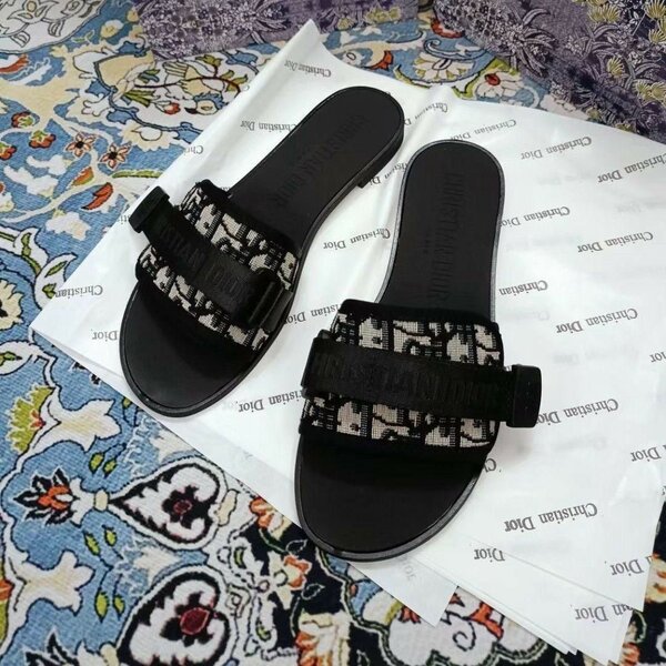 Slippers