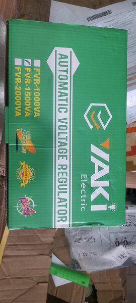 Régulateur de Tension Au1500VA