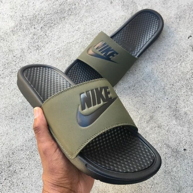 Nike benassi JDI army green