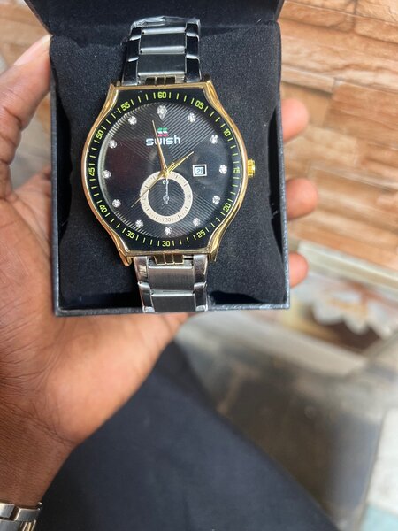 Montre Homme Luxe Dorée