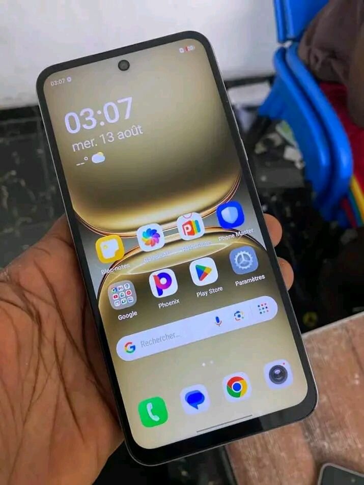 Smartphone Tecno moderne