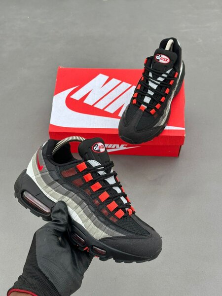 Nike Air Max 95 Noir Rouge