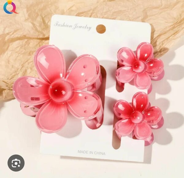 Pinces à cheveux fleuries