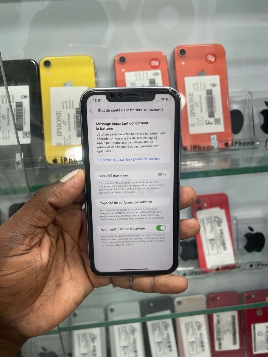 iPhone 11 64GB Violet sans Id