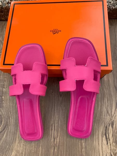 Hermes slipers