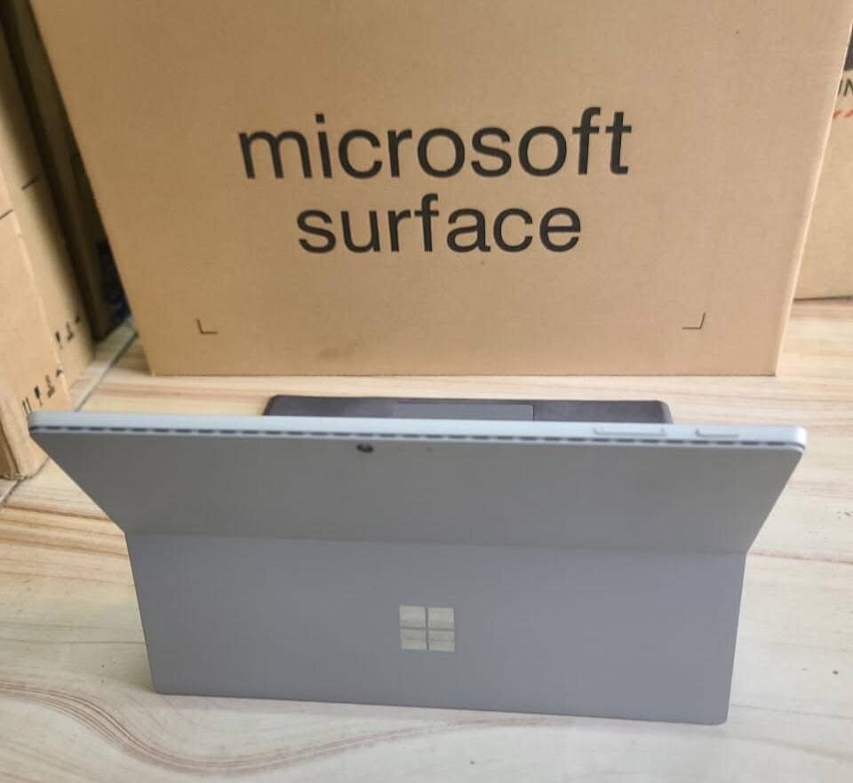 [ MICROSOFT SURFACE PRO