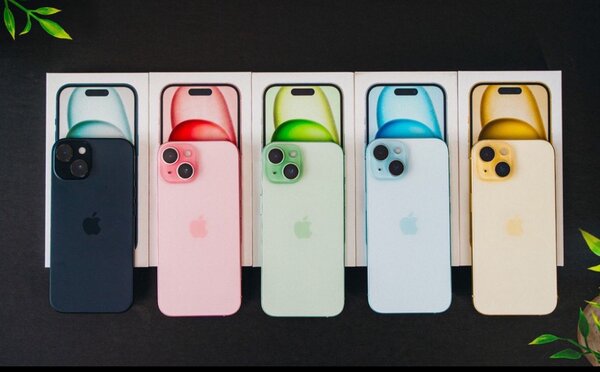 iPhone 15 simple 128giga