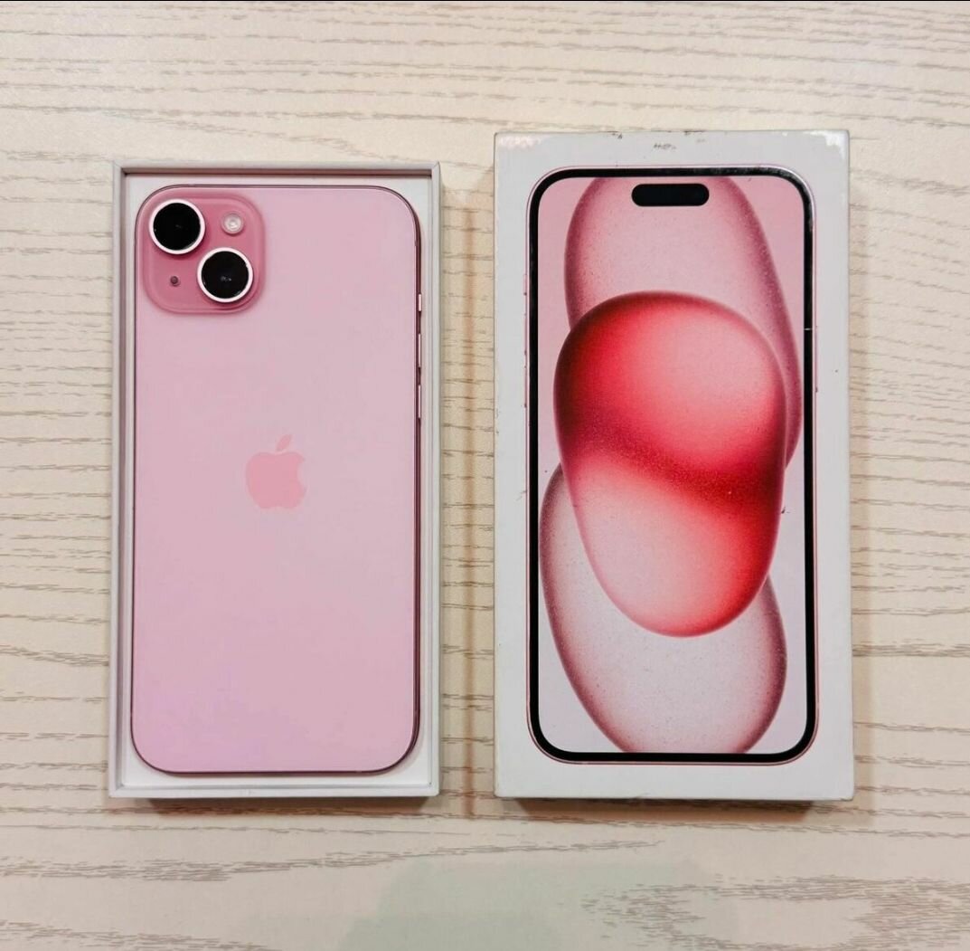 iPhone 15 Rose - 128 Go