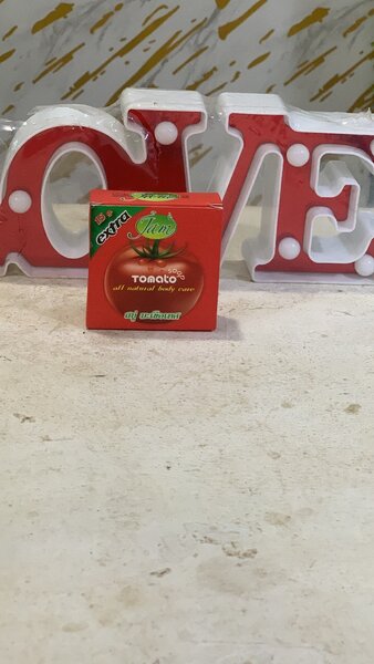 Savon naturel à la tomate