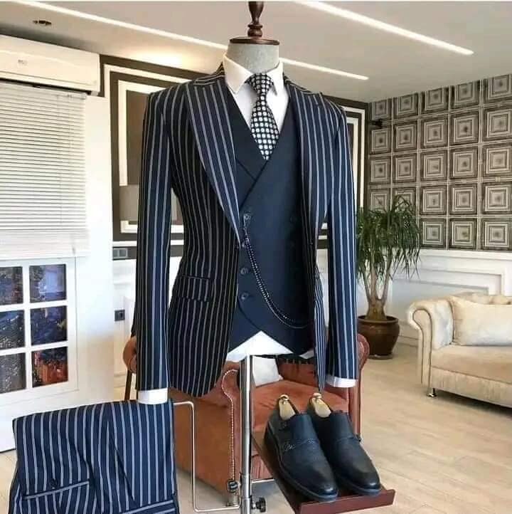 Suit bleu