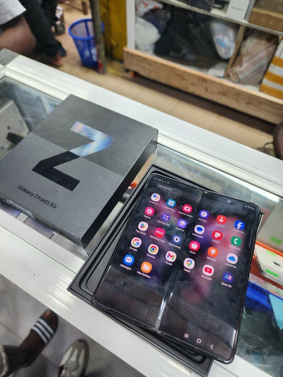 Galaxy z fold 3 256 giga et 12