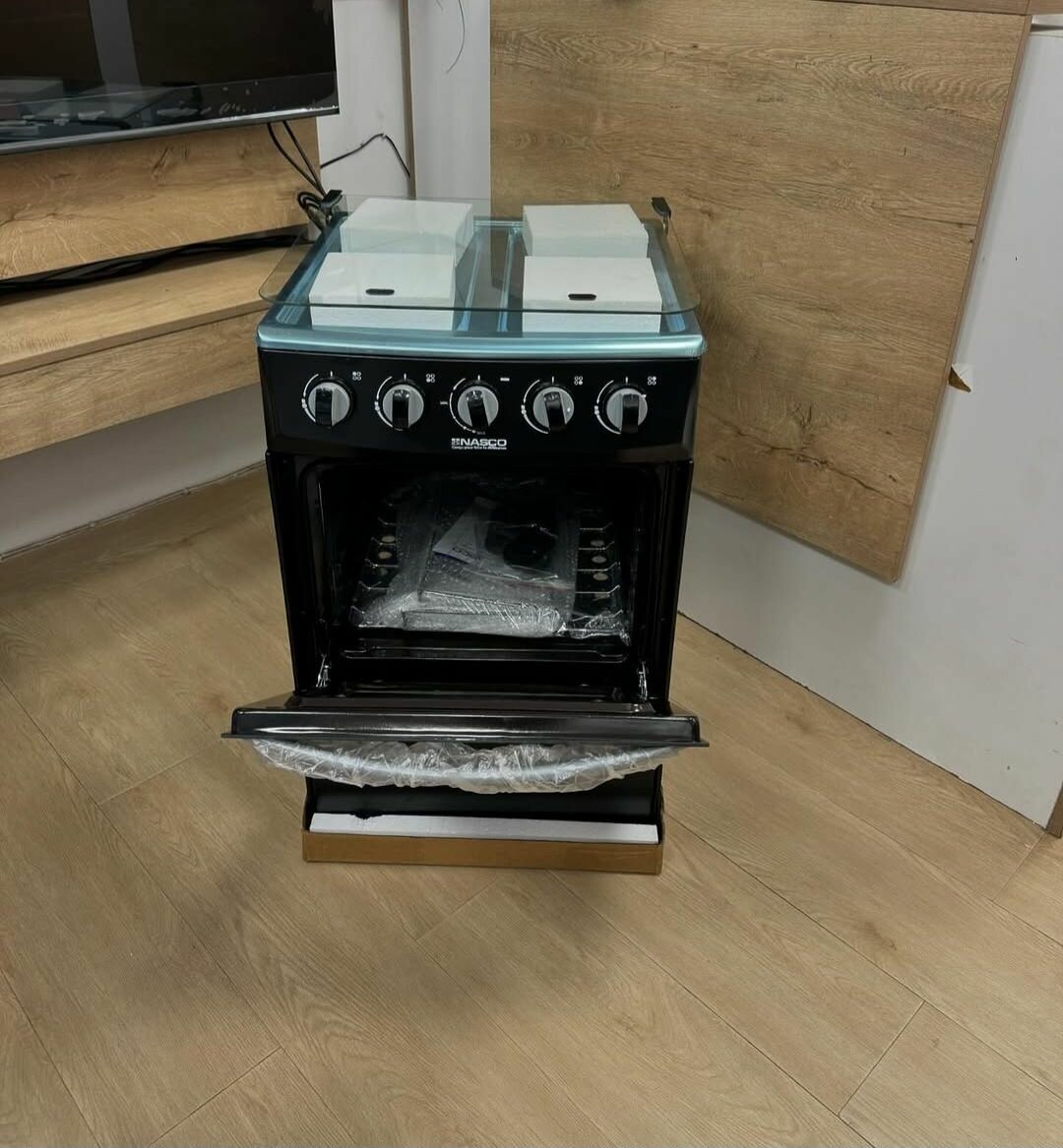 NASCO 50 cm x 50 cm GAS STOVE WITH OVEN