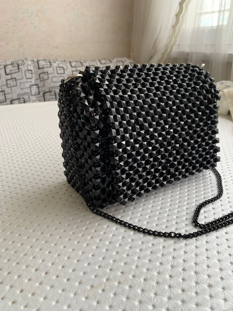 Сумка ручной работы из бисера