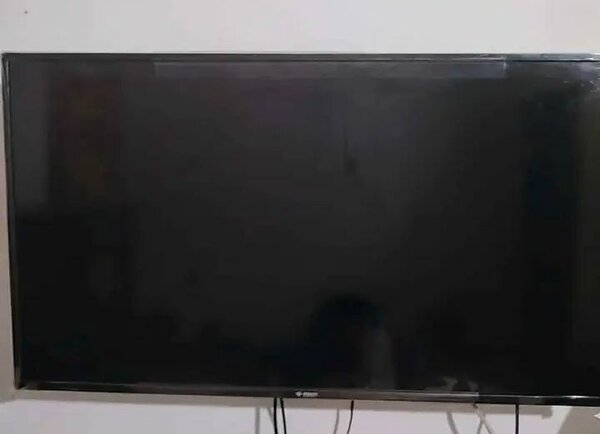 Téléviseur LED 40 pouces HD