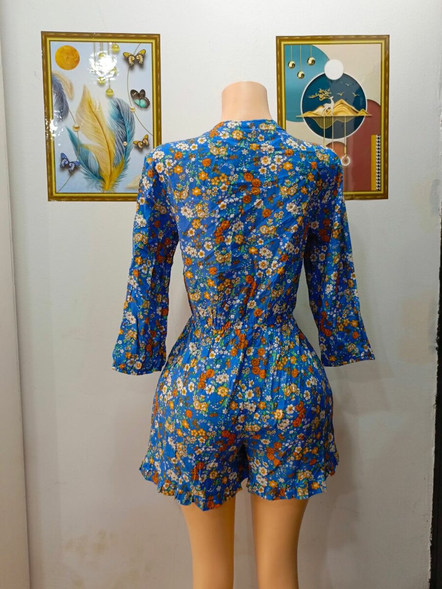 Combishort fleuri bleu chic