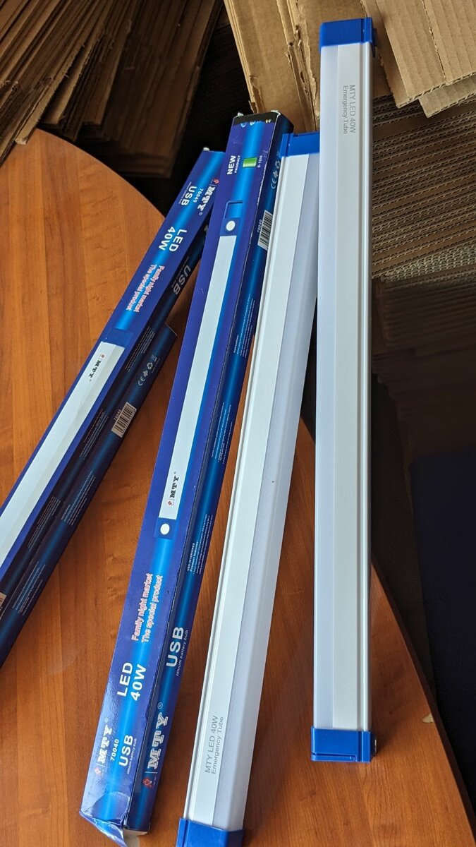 rechargeable tubes with 8hrs battery life.