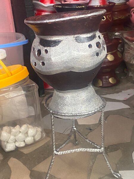 Encensoir en terre cuite décoratif