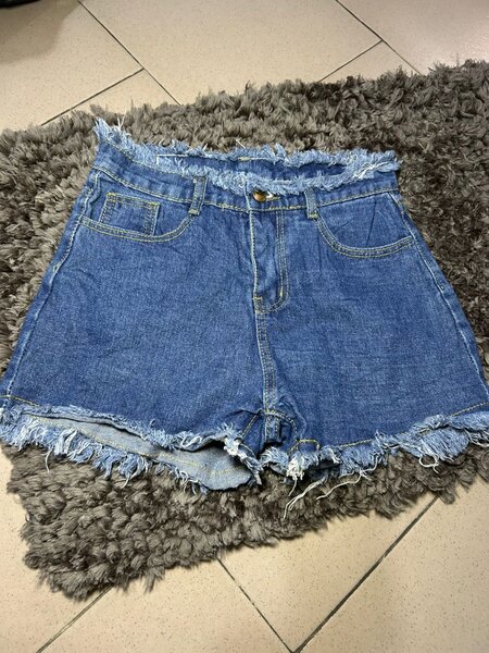 Shorts en Jean Déchirés Femme