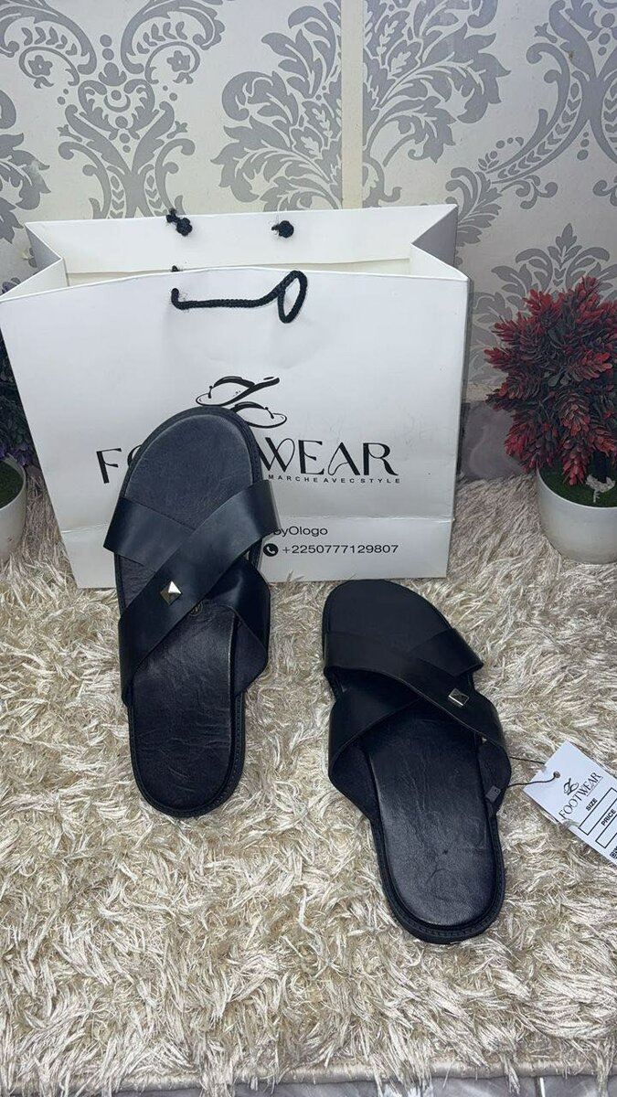 Sandales modernes en cuir