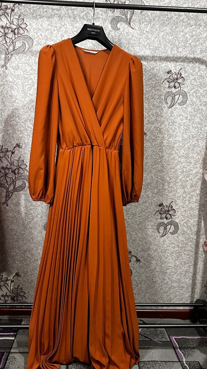 Вечернее платье