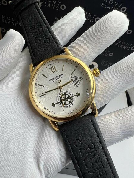 Montblanc Montre Hommes Élégante