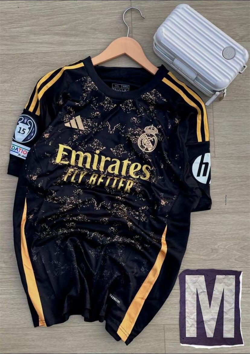 Maillot de football noir Real Madrid