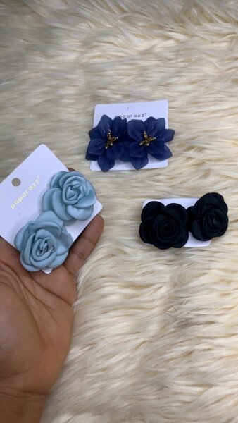 Set de pinces à cheveux fleuries