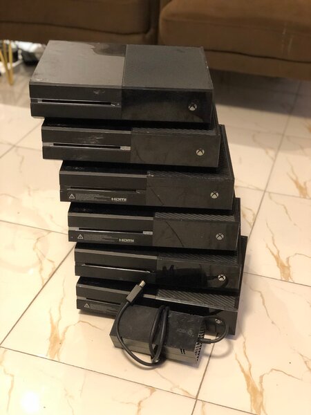 Xbox one fc25 and 6 more games