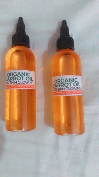 Organic carrot oil