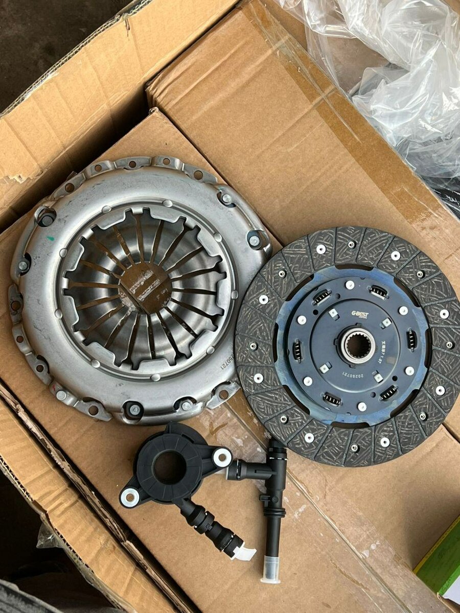 Kiaya, Clutch Kit for Sedan