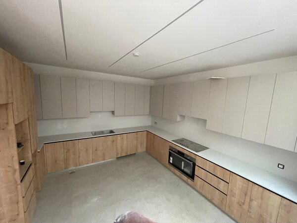 Cuisine moderne en bois clair