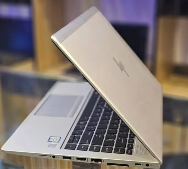 14inches CORE 15 16GB RAM HP ELITEBOOK  x360