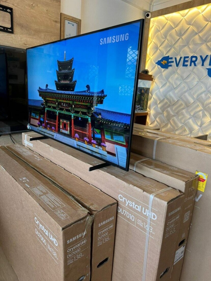 SAMSUNG 55 BU8000 CRYSTAL UHD 4K SMART TV