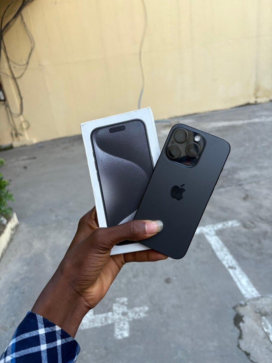 iPhone 15 Pro Max Noir 256Go