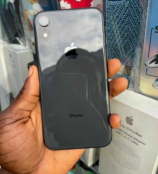 iPhone XR
