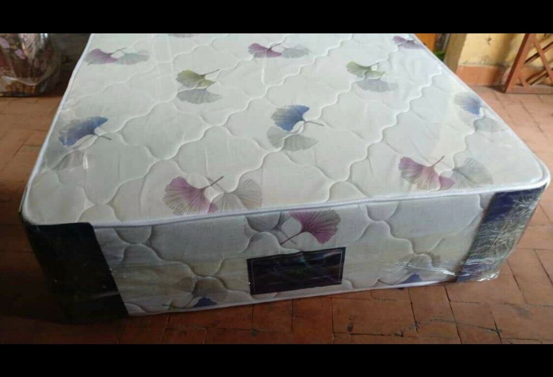 Latex Foam king size 10inches ..