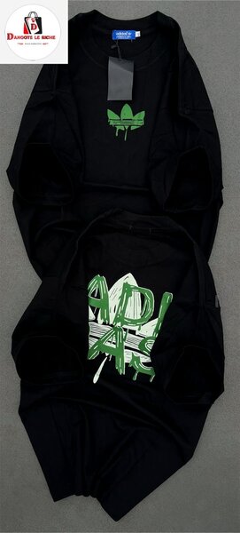 T-shirt noir à motif graphique