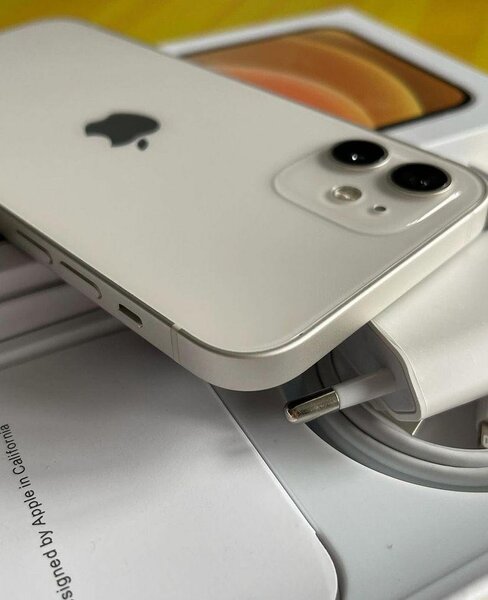 iPhone 12 Simple 64gb