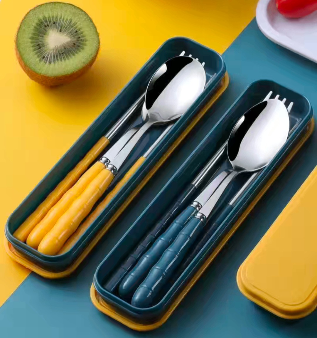 Вилка, ложка, палочки