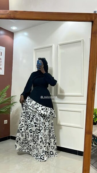 Robe élégante noir et blanc