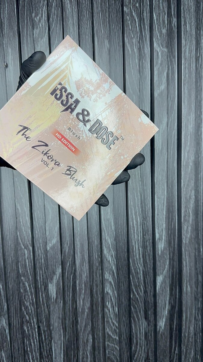 Palette Blush Issa & Dose