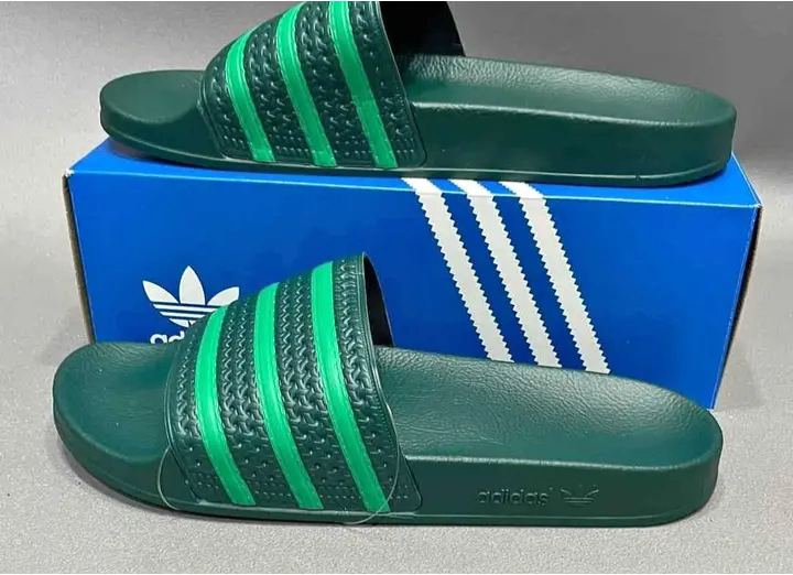 Claquettes confortables pour homme