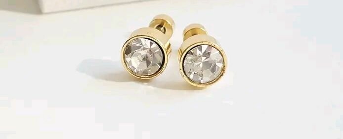 Boucles d'oreilles dorées strass