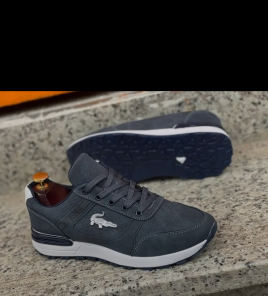 Baskets classiques homme